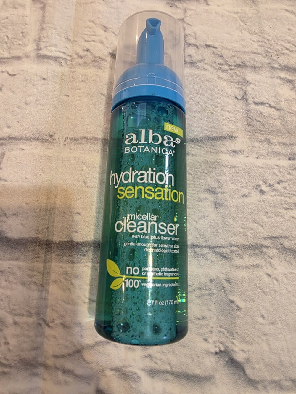 alba botanica hydration sensation micellar cleanser